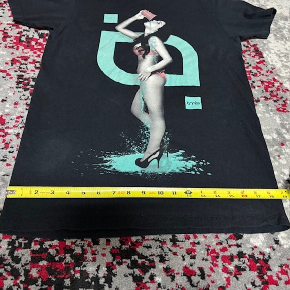 Medium Tmls Too Many Loose Strings Brand To The L… - image 8